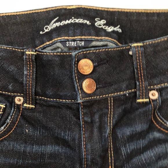 American Eagle Outfitters Womens Cropped Distressed Jeans Size 6 Low Rise - Picture 2 of 8